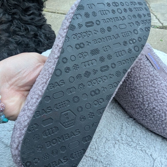 NWOT Women's Bombas Light Purple Sherpa Slippers Shoes Slides Size 8 - Picture 4 of 4